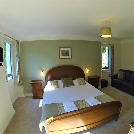 De La Sagne Bed & Breakfast 4*